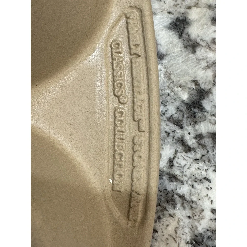 Pampered Chef 6 Cup Muffin Cupcake Stoneware Pan Family Heritage Collection